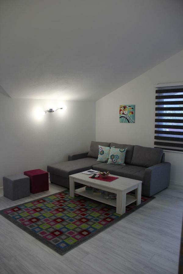 Holiday Home Flora Mostar Exterior photo